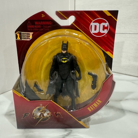 BATMAN 4” ACTION FIGURE. FIRST EDITION DC THE FLASH MOVIE CHARACTER. - Picture 1 of 2